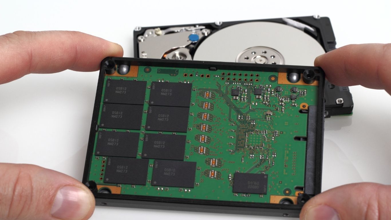 Macbook SSD and HDD Upgrade and Recovery Liquid damage repair