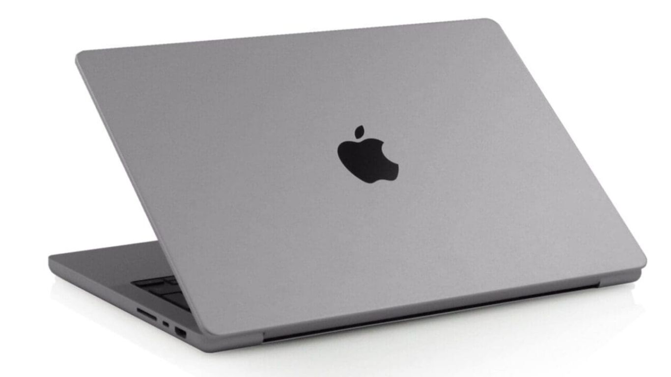 Macbook screen repair in Dubai (2) Liquid damage repair