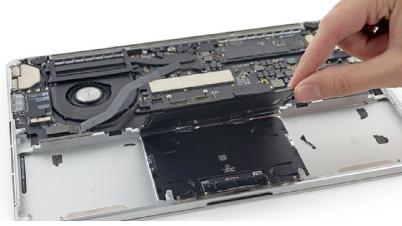Macbook Air Battery Replacement Dubai